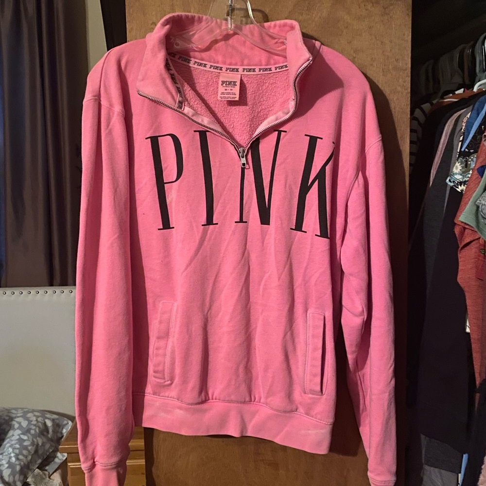 Pink VS pullover
